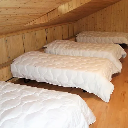 Magrappe M 557 - Lift 12 Pers *